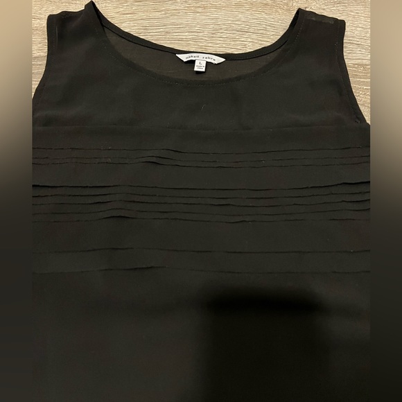 💚4 for $30💚 Naked Zebra Sleeveless Top with Crepe Details - Black - Picture 4 of 7